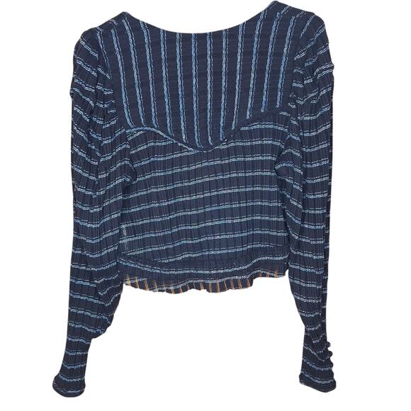Free People Girlfriend combo top striped seer sucker puff sleeve v neck blouse - Picture 4 of 7